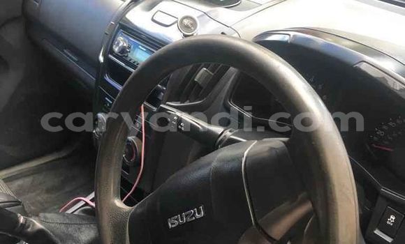 Acheter Occasion Voiture Isuzu D–MAX Gris à Lusaka, Zambie Acheter Occasion Voiture Isuzu D–MAX Gris à Lusaka, Zambie