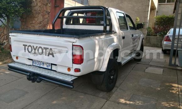 Tenga Tsaru Toyota Hilux Chena Mota in Lusaka in Zambia Tenga Tsaru Toyota Hilux Chena Mota in Lusaka in Zambia