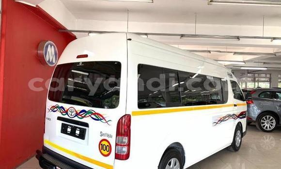 Buy Used Toyota Hiace White Car in Lusaka in Zambia Buy Used Toyota Hiace White Car in Lusaka in Zambia