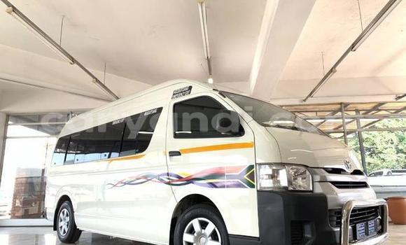 Buy Used Toyota Hiace White Car in Lusaka in Zambia Buy Used Toyota Hiace White Car in Lusaka in Zambia