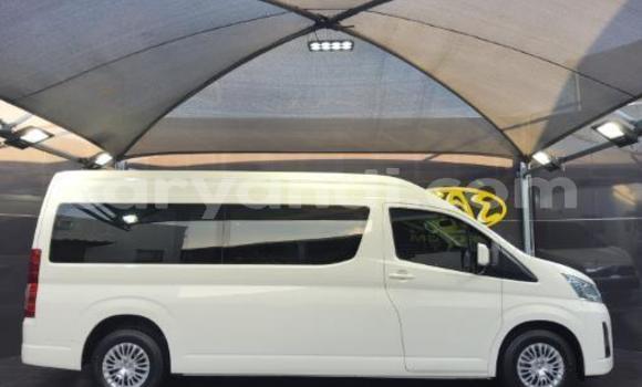 Tenga Tsaru Toyota Hiace Chena Mota in Lusaka in Zambia Tenga Tsaru Toyota Hiace Chena Mota in Lusaka in Zambia