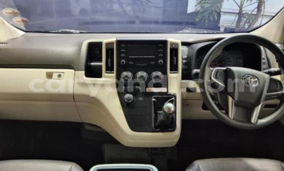 Tenga Tsaru Toyota Hiace Chena Mota in Lusaka in Zambia Tenga Tsaru Toyota Hiace Chena Mota in Lusaka in Zambia