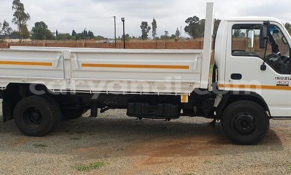 Tenga Tsaru Isuzu FTR 850 Chena Rori in Lusaka in Zambia Tenga Tsaru Isuzu FTR 850 Chena Rori in Lusaka in Zambia