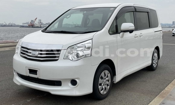 Buy Used Toyota Noah White Car in Lusaka in Zambia Buy Used Toyota Noah White Car in Lusaka in Zambia