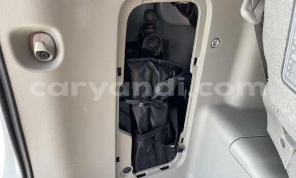 Tenga Tsaru Toyota Noah Chena Mota in Lusaka in Zambia Tenga Tsaru Toyota Noah Chena Mota in Lusaka in Zambia