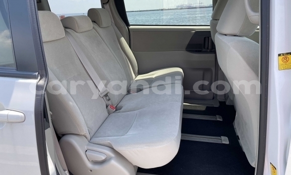 Tenga Tsaru Toyota Noah Chena Mota in Lusaka in Zambia Tenga Tsaru Toyota Noah Chena Mota in Lusaka in Zambia