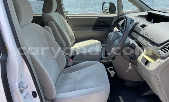 Tenga Tsaru Toyota Noah Chena Mota in Lusaka in Zambia Tenga Tsaru Toyota Noah Chena Mota in Lusaka in Zambia