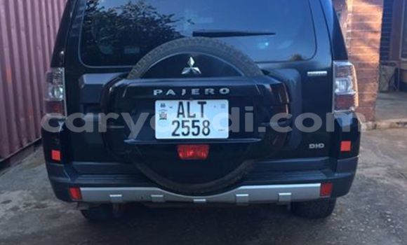 Buy Used Mitsubishi Carisma Black Car in Chingola in Zambia