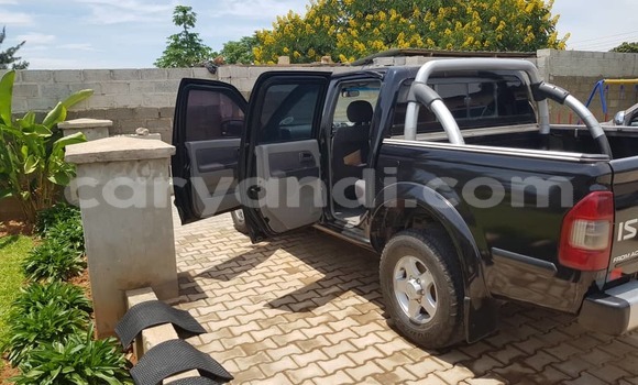 Acheter Occasion Voiture Isuzu KB Noir à Lusaka, Zambie Acheter Occasion Voiture Isuzu KB Noir à Lusaka, Zambie