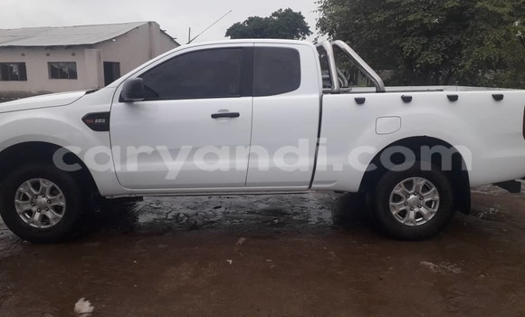 Acheter Occasion Voiture Ford Ranger Blanc à Lusaka, Zambie Acheter Occasion Voiture Ford Ranger Blanc à Lusaka, Zambie