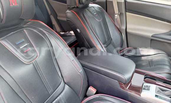 Acheter Import Voiture Toyota Mark X Gris à Lusaka, Zambie Acheter Import Voiture Toyota Mark X Gris à Lusaka, Zambie