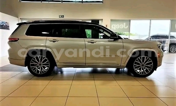 Acheter Occasion Voiture Jeep Grand Cherokee Gris à Lusaka, Zambie Acheter Occasion Voiture Jeep Grand Cherokee Gris à Lusaka, Zambie