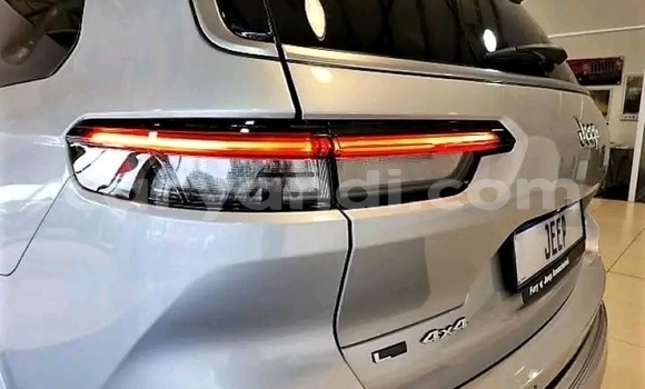 Acheter Occasion Voiture Jeep Grand Cherokee Gris à Lusaka, Zambie Acheter Occasion Voiture Jeep Grand Cherokee Gris à Lusaka, Zambie