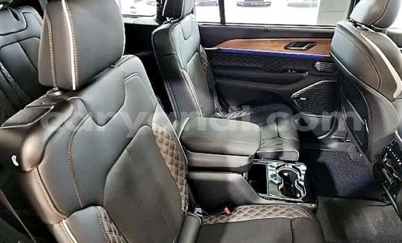 Acheter Occasion Voiture Jeep Grand Cherokee Gris à Lusaka, Zambie Acheter Occasion Voiture Jeep Grand Cherokee Gris à Lusaka, Zambie