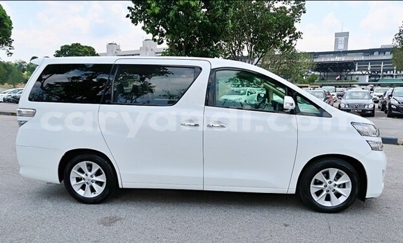 Nunua Ilio tumika Toyota Vellfire Nyeupe Gari ndani ya Lusaka nchini Zambia Nunua Ilio tumika Toyota Vellfire Nyeupe Gari ndani ya Lusaka nchini Zambia