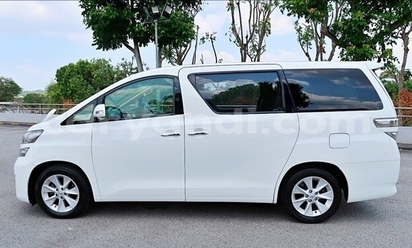 Nunua Ilio tumika Toyota Vellfire Nyeupe Gari ndani ya Lusaka nchini Zambia Nunua Ilio tumika Toyota Vellfire Nyeupe Gari ndani ya Lusaka nchini Zambia