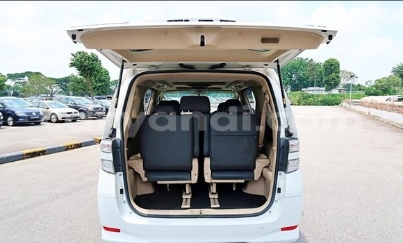 Nunua Ilio tumika Toyota Vellfire Nyeupe Gari ndani ya Lusaka nchini Zambia Nunua Ilio tumika Toyota Vellfire Nyeupe Gari ndani ya Lusaka nchini Zambia