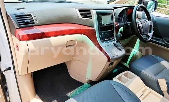 Nunua Ilio tumika Toyota Vellfire Nyeupe Gari ndani ya Lusaka nchini Zambia Nunua Ilio tumika Toyota Vellfire Nyeupe Gari ndani ya Lusaka nchini Zambia