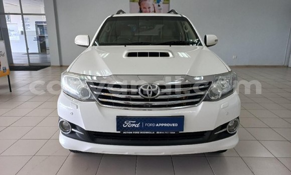 Buy Used Toyota Fortuner White Car in Lusaka in Zambia Buy Used Toyota Fortuner White Car in Lusaka in Zambia