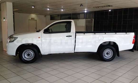 Buy Used Toyota Hilux White Car in Lusaka in Zambia Buy Used Toyota Hilux White Car in Lusaka in Zambia
