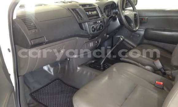 Buy Used Toyota Hilux White Car in Lusaka in Zambia Buy Used Toyota Hilux White Car in Lusaka in Zambia