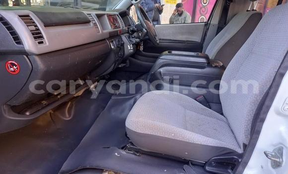 Tenga Tsaru Toyota Hiace Chena Mota in Chilanga in Lusaka Tenga Tsaru Toyota Hiace Chena Mota in Chilanga in Lusaka