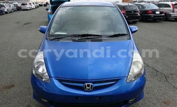 Nunua Ilio tumika Honda FIT Bluu Gari ndani ya Limulunga nchini Magharibi Nunua Ilio tumika Honda FIT Bluu Gari ndani ya Limulunga nchini Magharibi