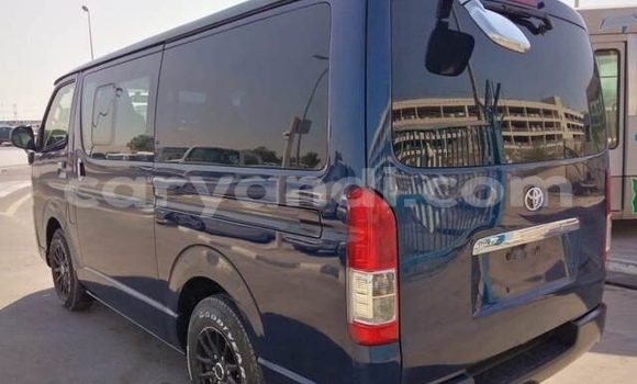 Acheter Occasion Voiture Toyota Hiace Bleu à Lusaka, Zambie Acheter Occasion Voiture Toyota Hiace Bleu à Lusaka, Zambie