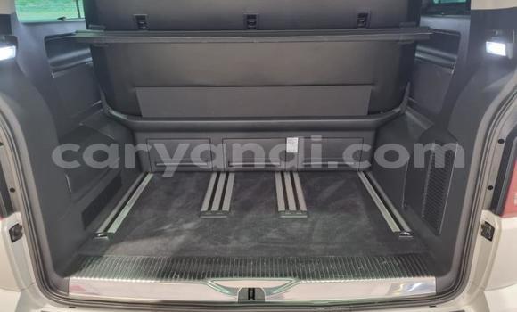 Buy Used Volkswagen Caravelle White Car in Lusaka in Zambia Buy Used Volkswagen Caravelle White Car in Lusaka in Zambia