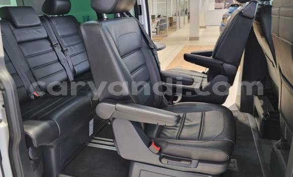 Buy Used Volkswagen Caravelle White Car in Lusaka in Zambia Buy Used Volkswagen Caravelle White Car in Lusaka in Zambia