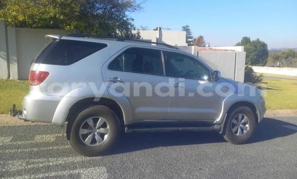 Buy Used Toyota Fortuner White Car in Lusaka in Zambia Buy Used Toyota Fortuner White Car in Lusaka in Zambia