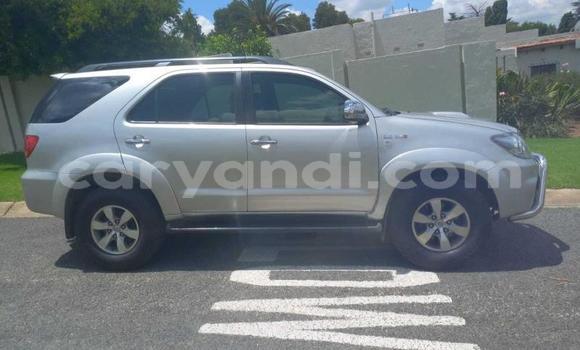 Buy Used Toyota Fortuner White Car in Lusaka in Zambia Buy Used Toyota Fortuner White Car in Lusaka in Zambia