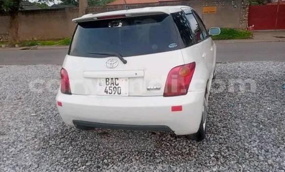 Acheter Occasion Voiture Toyota IST Blanc à Kitwe, Zambie Acheter Occasion Voiture Toyota IST Blanc à Kitwe, Zambie