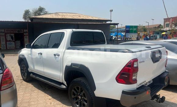 Acheter Occasion Voiture Toyota Hilux Blanc à Kitwe, Zambie Acheter Occasion Voiture Toyota Hilux Blanc à Kitwe, Zambie