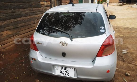Acheter Occasion Voiture Toyota Vitz Gris à Kitwe, Zambie Acheter Occasion Voiture Toyota Vitz Gris à Kitwe, Zambie