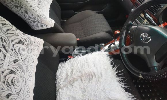 Acheter Occasion Voiture Toyota Avensis Gris à Kitwe, Zambie Acheter Occasion Voiture Toyota Avensis Gris à Kitwe, Zambie