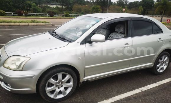 Acheter Occasion Voiture Toyota Avensis Gris à Kitwe, Zambie Acheter Occasion Voiture Toyota Avensis Gris à Kitwe, Zambie