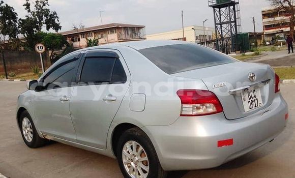 Acheter Occasion Voiture Toyota Belta Gris à Kitwe, Zambie Acheter Occasion Voiture Toyota Belta Gris à Kitwe, Zambie