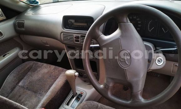 Acheter Occasion Voiture Toyota Corolla Blanc à Kitwe, Zambie Acheter Occasion Voiture Toyota Corolla Blanc à Kitwe, Zambie