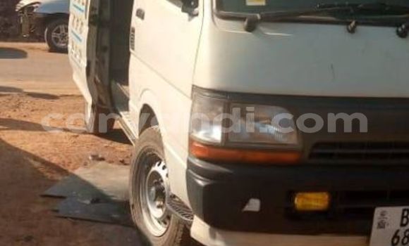 Buy Used Toyota Hiace White Car in Kitwe in Zambia