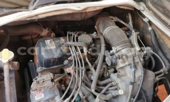Acheter Occasion Voiture Toyota Hiace Blanc à Kitwe, Zambie Acheter Occasion Voiture Toyota Hiace Blanc à Kitwe, Zambie