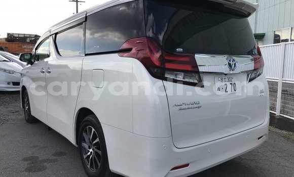Acheter Occasion Voiture Toyota Alphard Blanc à Lusaka, Zambie Acheter Occasion Voiture Toyota Alphard Blanc à Lusaka, Zambie