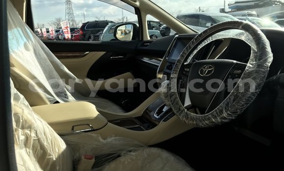 Acheter Occasion Voiture Toyota Alphard Blanc à Lusaka, Zambie Acheter Occasion Voiture Toyota Alphard Blanc à Lusaka, Zambie