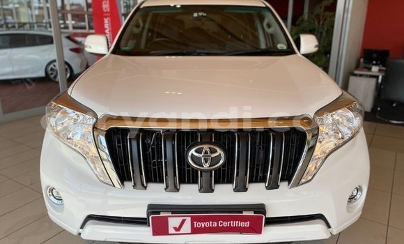 Nunua Ilio tumika Toyota Land Cruiser Prado Nyeupe Gari ndani ya Lusaka nchini Zambia Nunua Ilio tumika Toyota Land Cruiser Prado Nyeupe Gari ndani ya Lusaka nchini Zambia