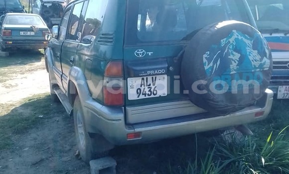 Acheter Occasion Voiture Toyota Land Cruiser Prado Vert à Lusaka, Zambie Acheter Occasion Voiture Toyota Land Cruiser Prado Vert à Lusaka, Zambie