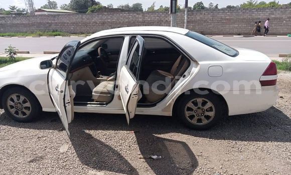 Acheter Occasion Voiture Toyota Mark II Blanc à Lusaka, Zambie Acheter Occasion Voiture Toyota Mark II Blanc à Lusaka, Zambie