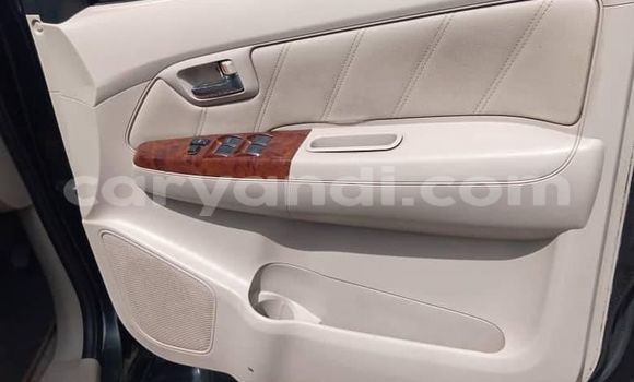 Acheter Occasion Voiture Mercedes‒Benz ML–Class Noir à Lusaka, Zambie Acheter Occasion Voiture Mercedes‒Benz ML–Class Noir à Lusaka, Zambie