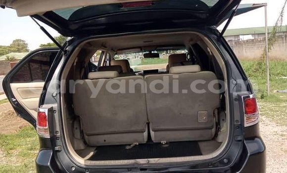 Acheter Occasion Voiture Mercedes‒Benz ML–Class Noir à Lusaka, Zambie Acheter Occasion Voiture Mercedes‒Benz ML–Class Noir à Lusaka, Zambie