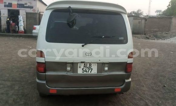 Acheter Occasion Voiture Toyota Regius Beige à Lusaka, Zambie Acheter Occasion Voiture Toyota Regius Beige à Lusaka, Zambie