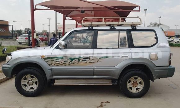 Acheter Occasion Voiture Toyota Land Cruiser Prado Gris à Lusaka, Zambie Acheter Occasion Voiture Toyota Land Cruiser Prado Gris à Lusaka, Zambie